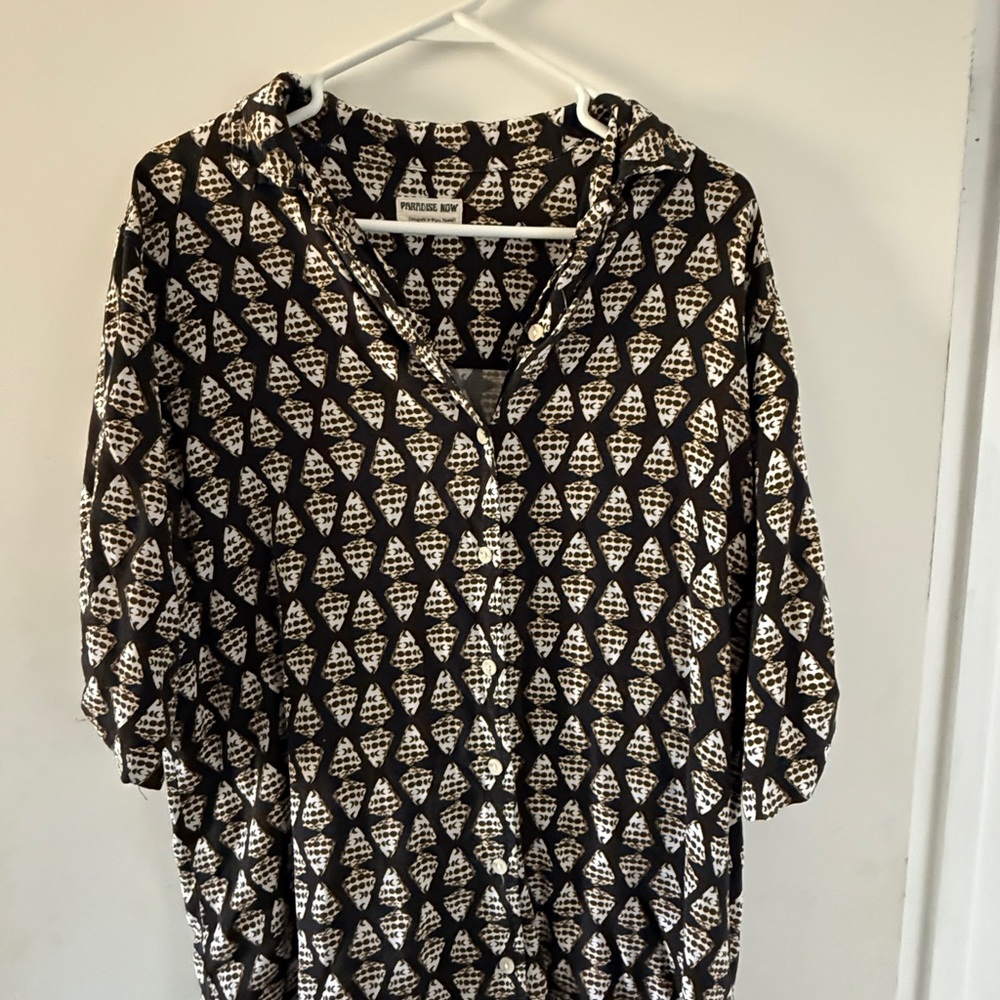 Patterned Black and White Button-Up Shirt